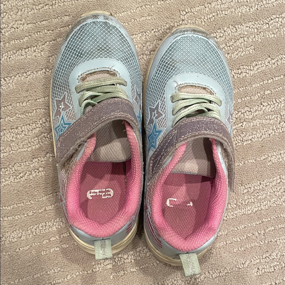 *5 for $20* light up sneakers size 11